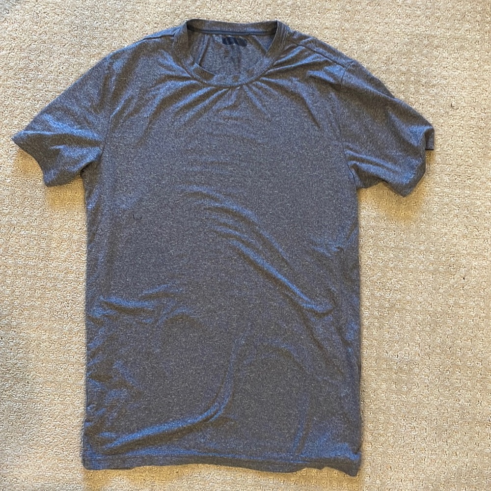 Grey shirt (small)